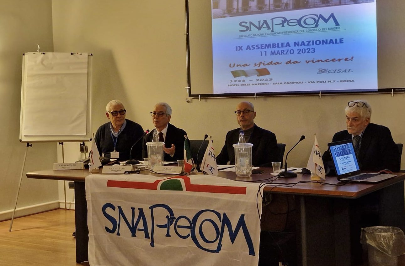 Copertina di: Il Segretario Generale, Francesco Cavallaro, alla IX assemblea nazionale dello Snaprecom Cisal 